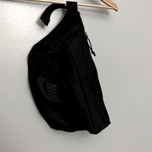 BN Nike Sling bag/belt bag